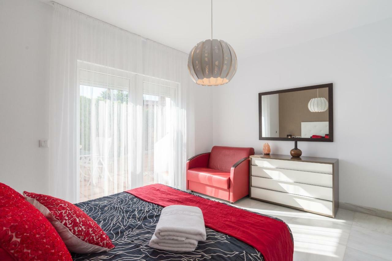 Luxury Duplex- 7 Minutes From The Beach Torremolinos Zewnętrze zdjęcie