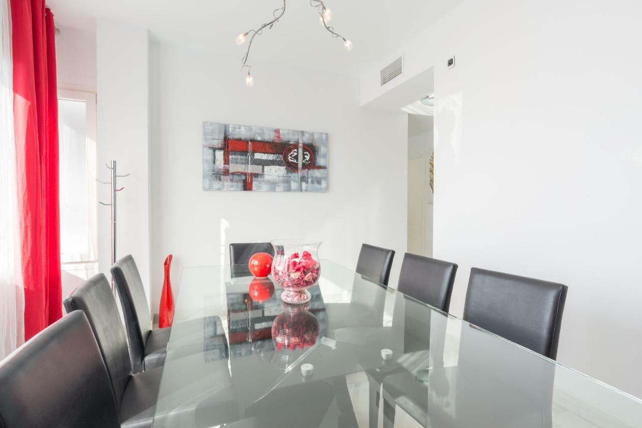 Luxury Duplex- 7 Minutes From The Beach Torremolinos Zewnętrze zdjęcie