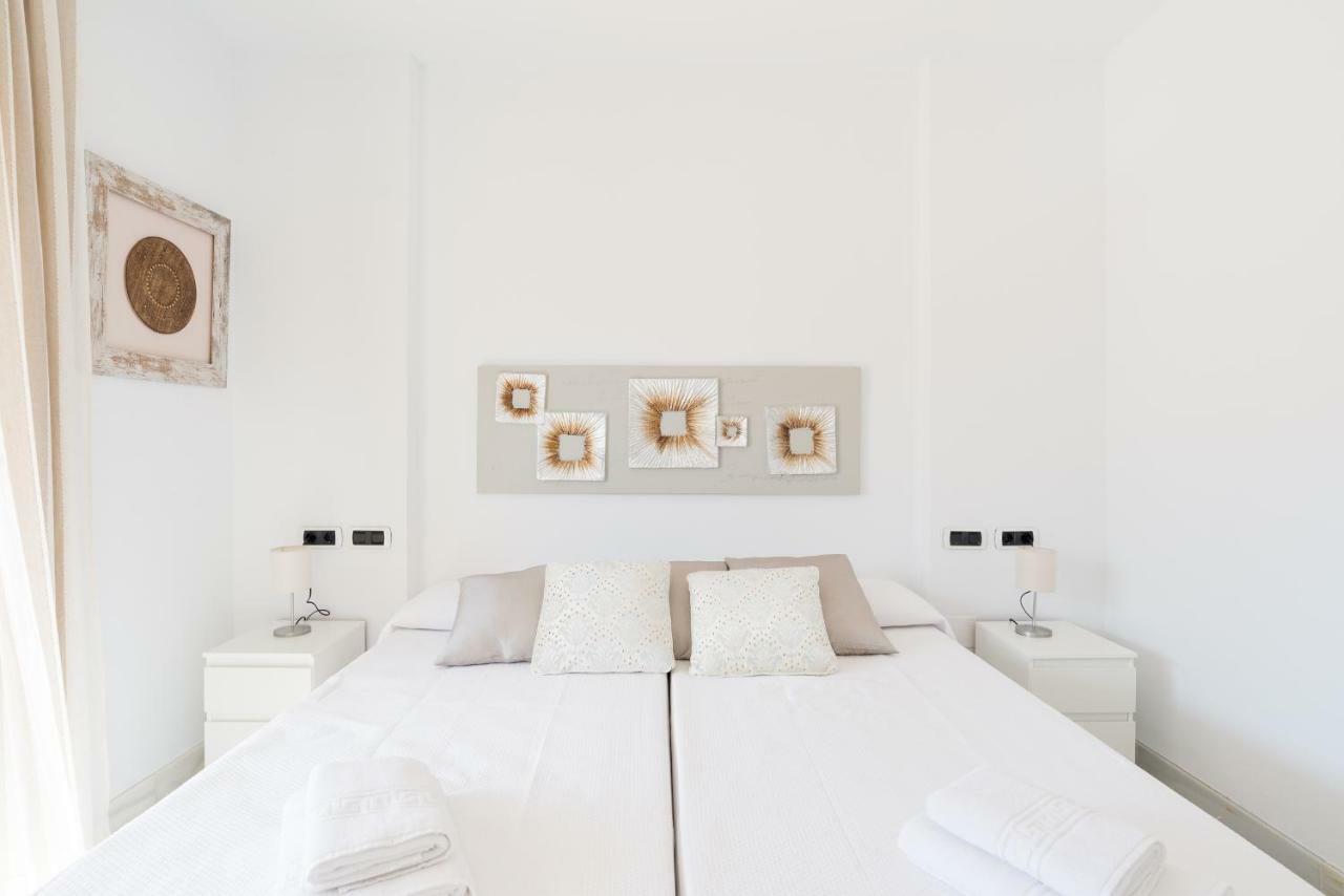 Luxury Duplex- 7 Minutes From The Beach Torremolinos Zewnętrze zdjęcie